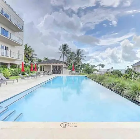 Modern Penthouse Near Atlantis & Beach